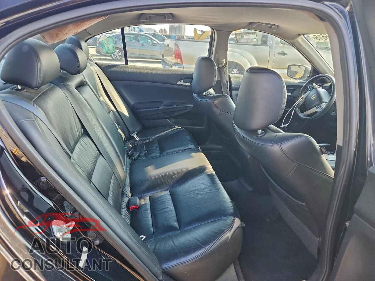 HONDA ACCORD 2011 - 1HGCP2F61BA016321