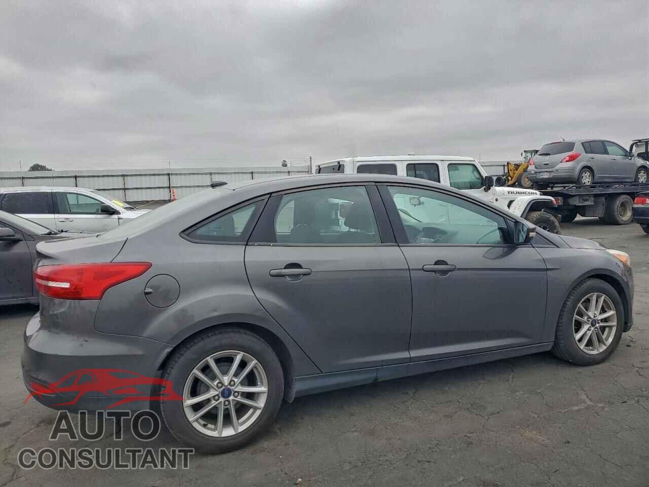 FORD FOCUS 2017 - 1FADP3F26HL304442