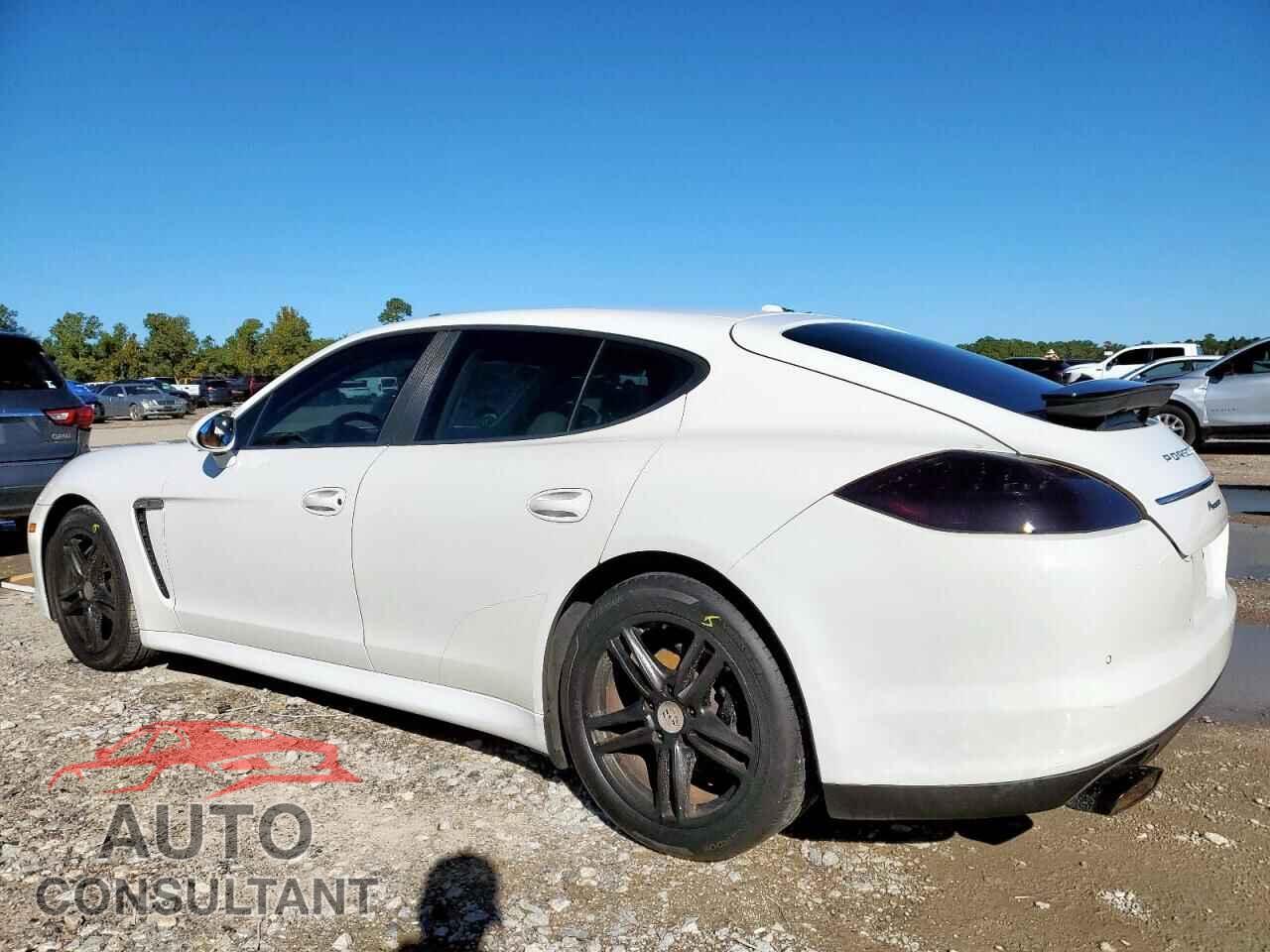 PORSCHE PANAMERA 2011 - WP0AA2A72BL012712