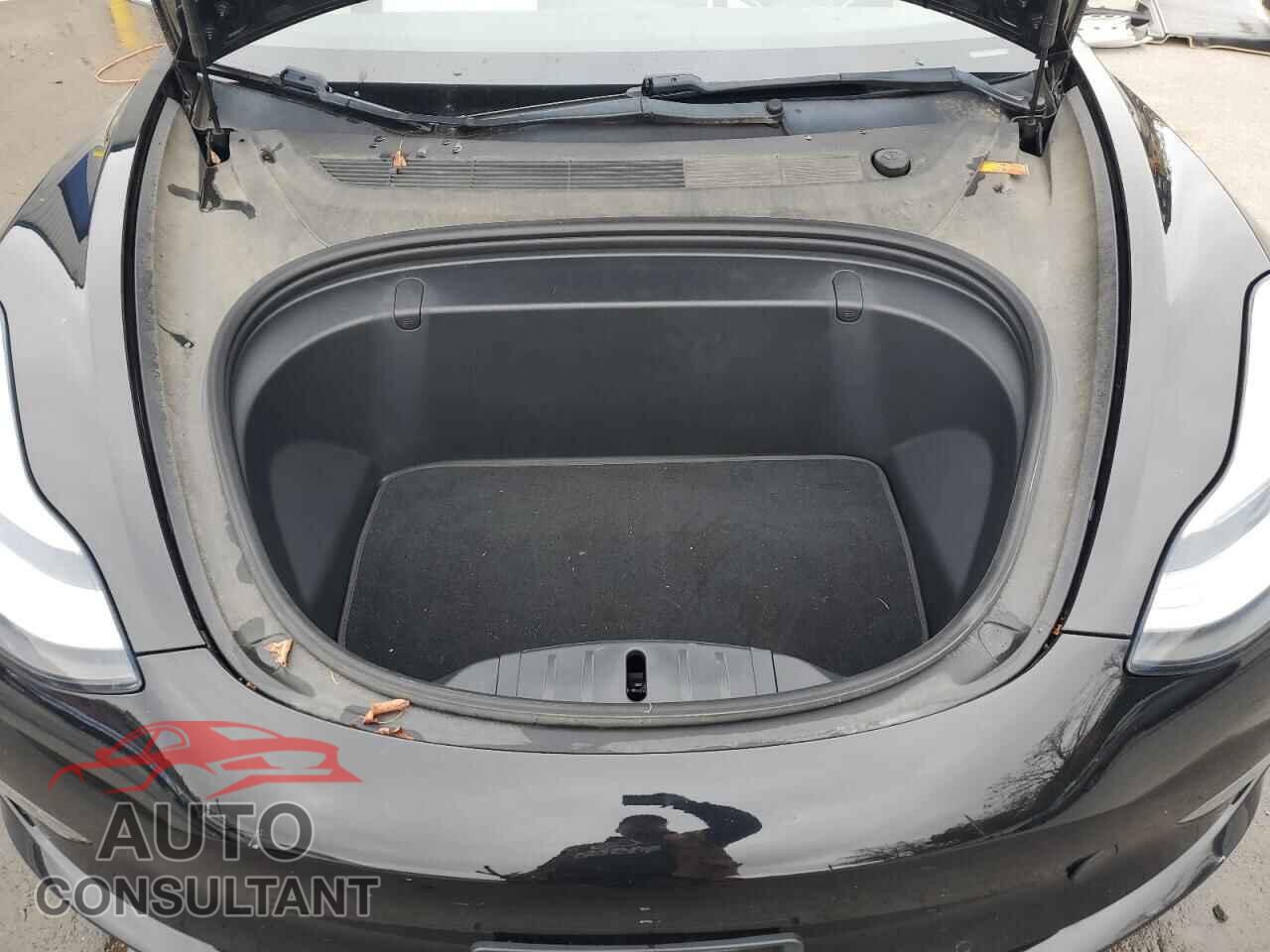TESLA MODEL 3 2018 - 5YJ3E1EA4JF155191