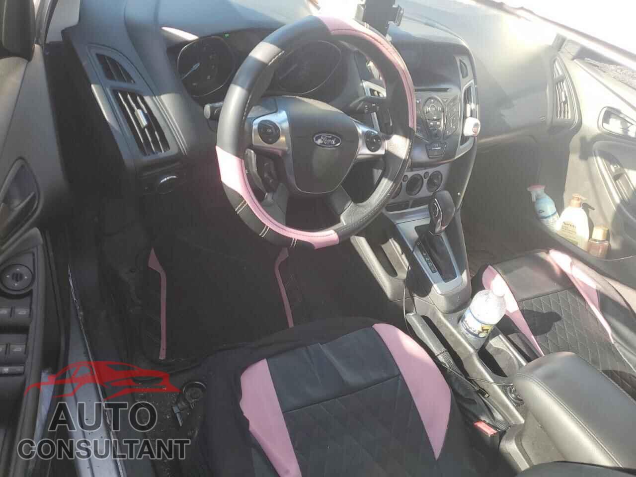 FORD FOCUS 2012 - 1FAHP3F27CL257559
