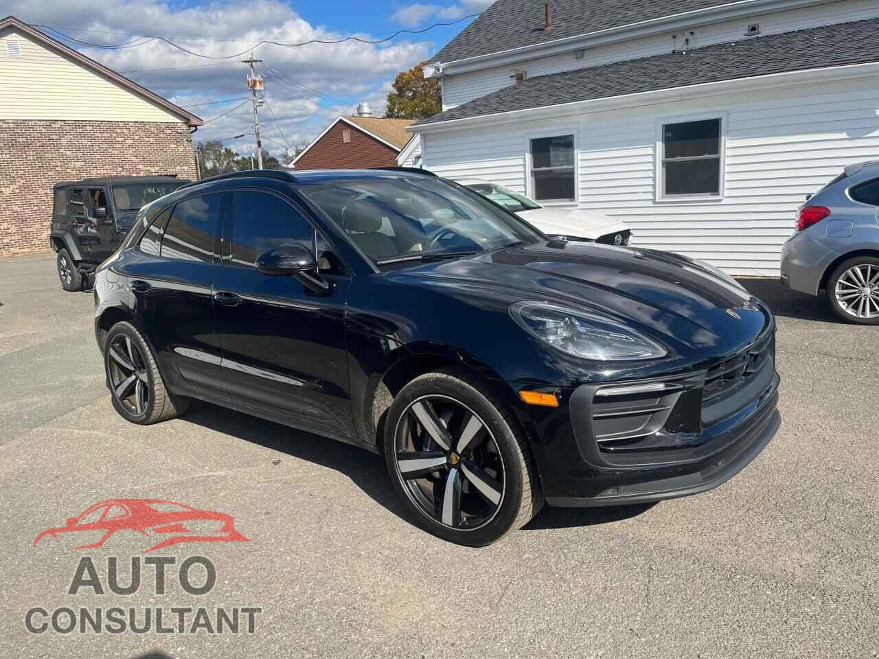 PORSCHE MACAN 2022 - WP1AA2A50NLB01812