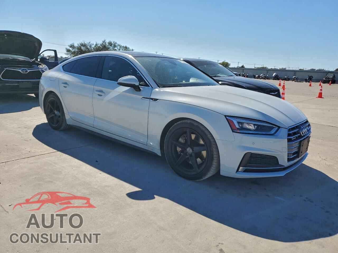 AUDI A5 2019 - WAUENCF57KA005332