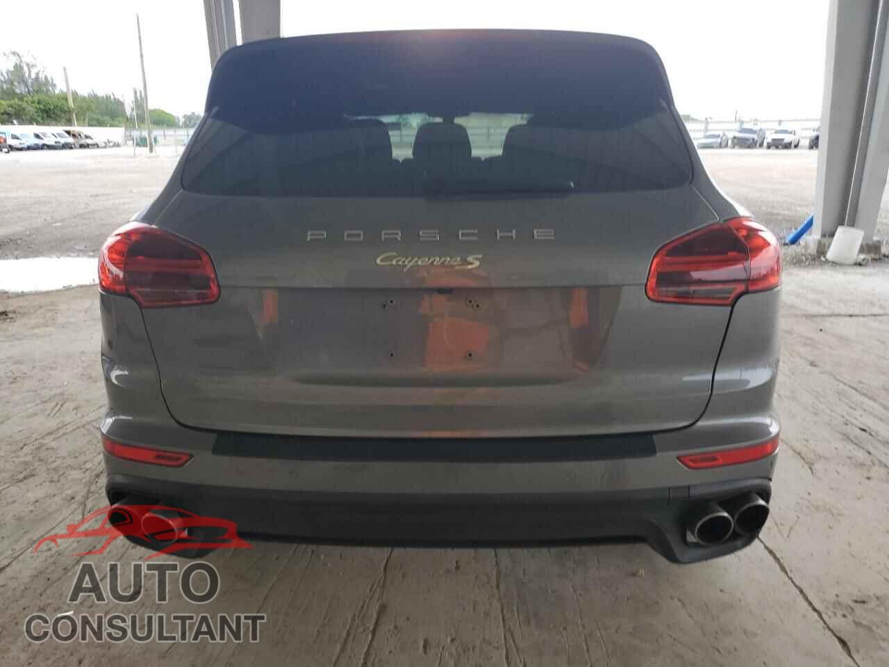 PORSCHE CAYENNE 2016 - WP1AE2A21GLA18306