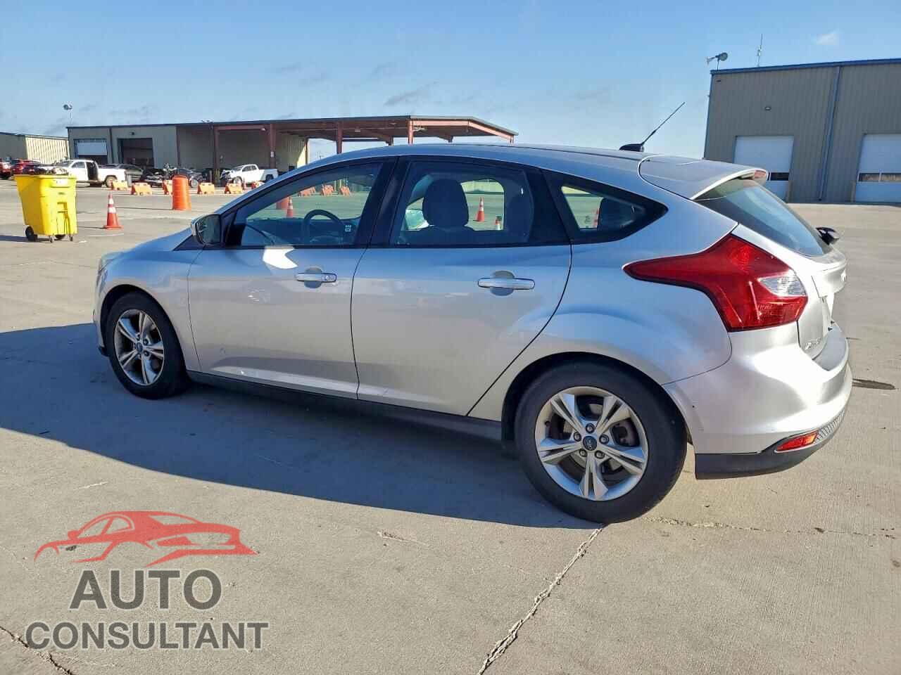 FORD FOCUS 2012 - 1FAHP3K28CL478920