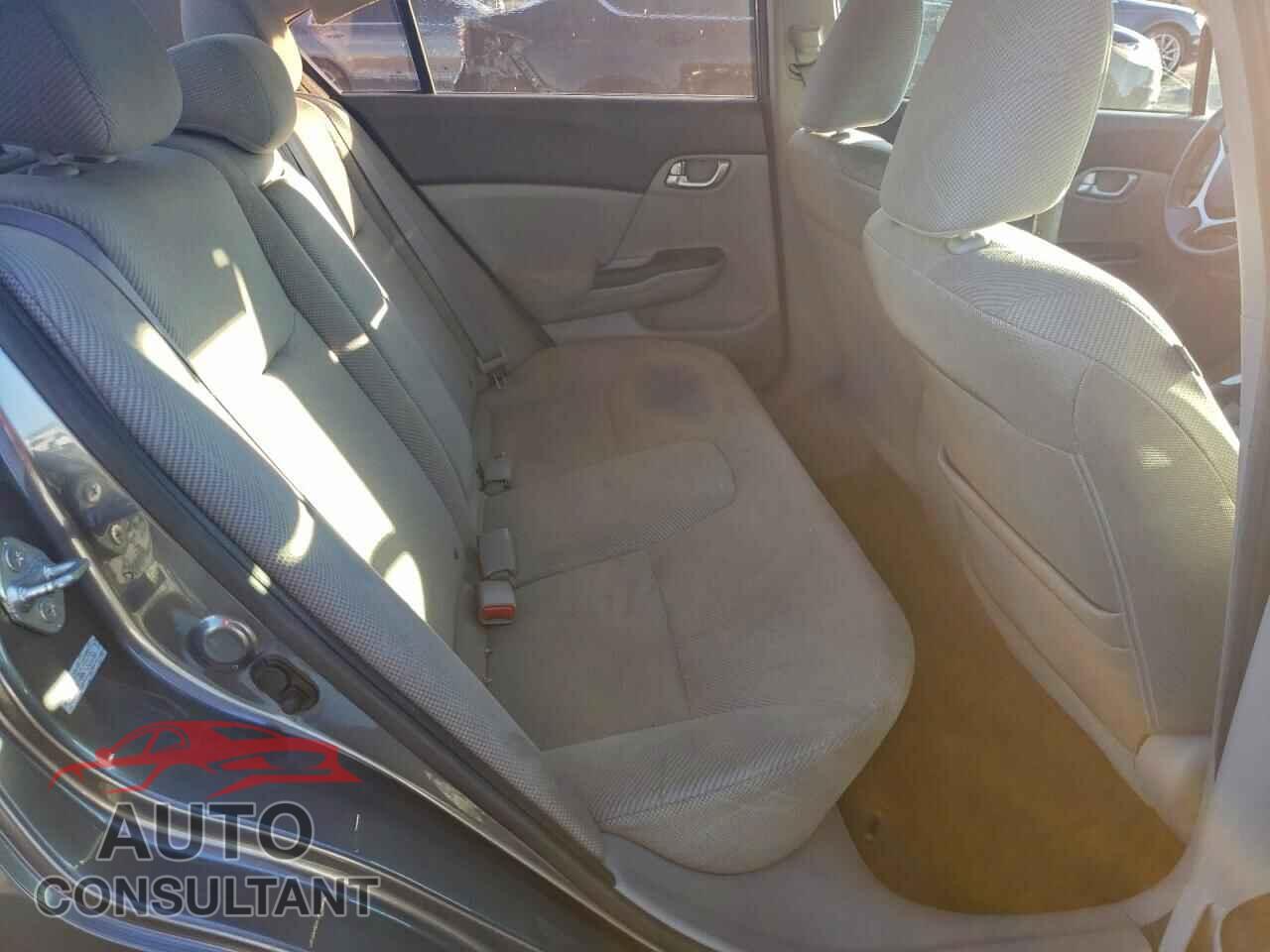 HONDA CIVIC 2012 - 2HGFB2F86CH301256