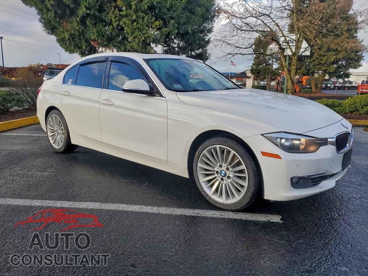 BMW 3 SERIES 2015 - WBA3B5C5XFF963485