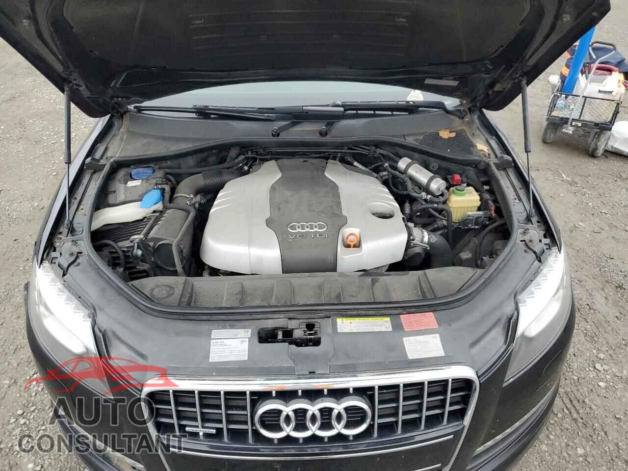 AUDI Q7 2013 - WA1LMAFE7DD004646