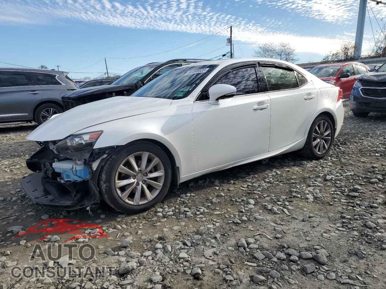 LEXUS IS 2015 - JTHCF1D20F5017727