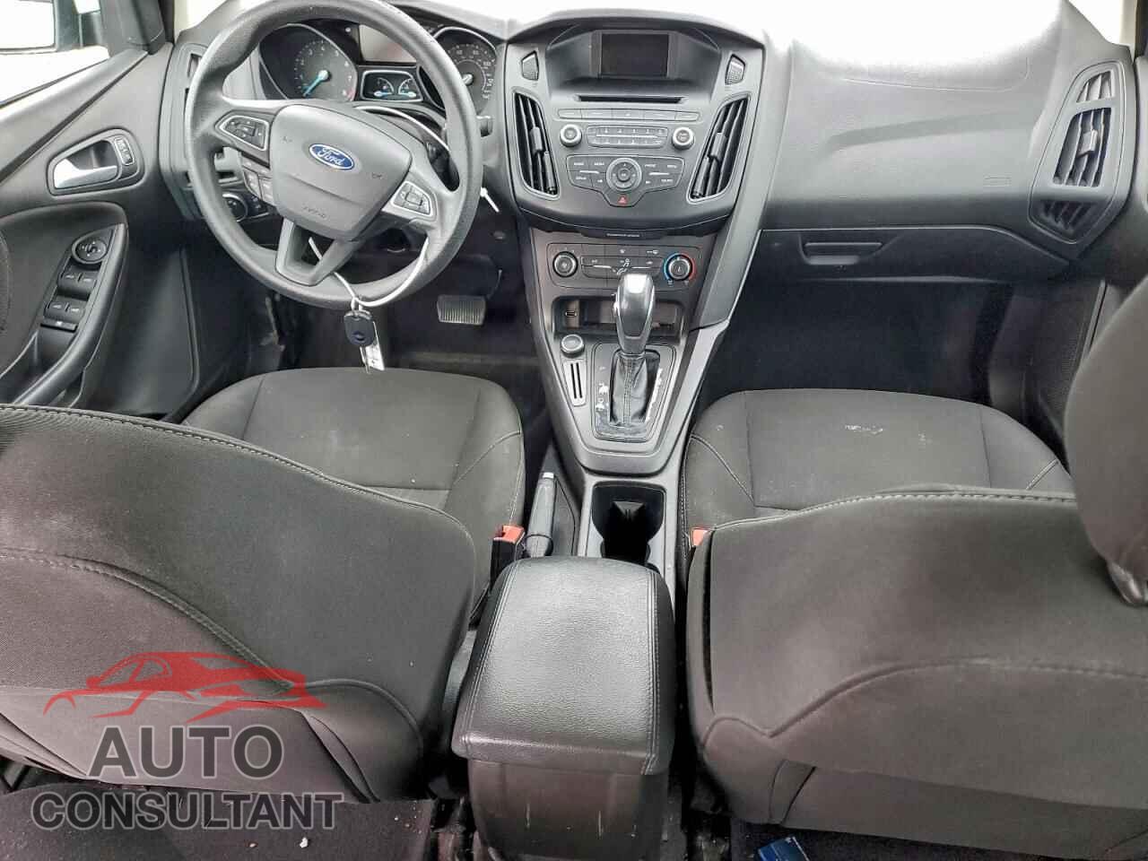 FORD FOCUS 2016 - 1FADP3F26GL364736