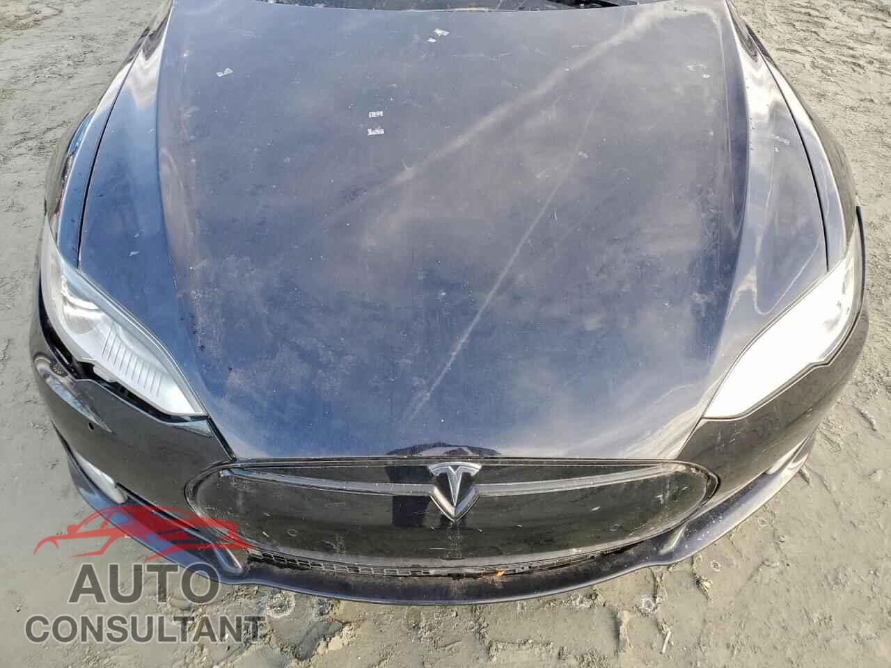 TESLA MODEL S 2015 - 5YJSA1E44FF110972