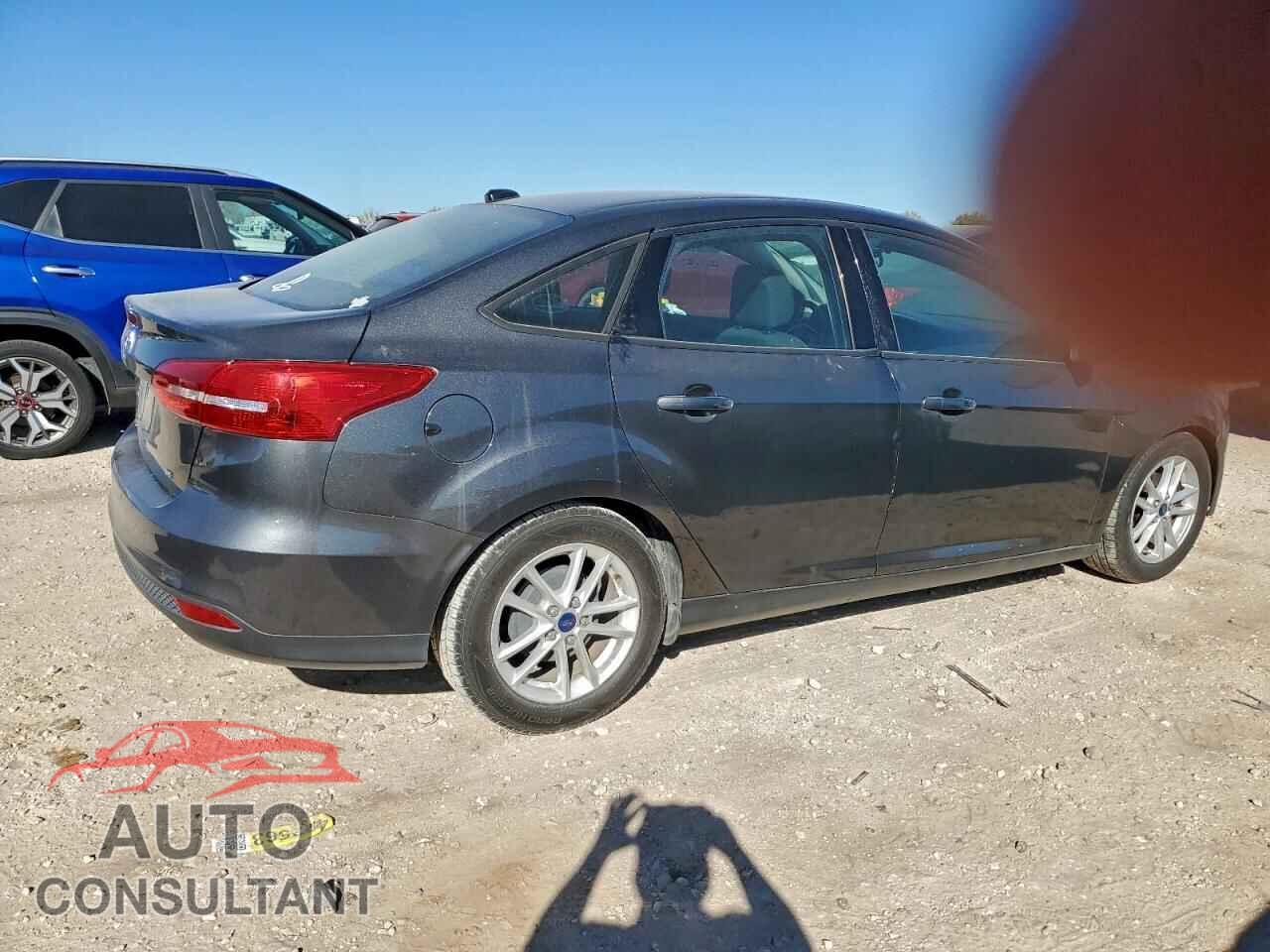 FORD FOCUS 2016 - 1FADP3F23GL404562