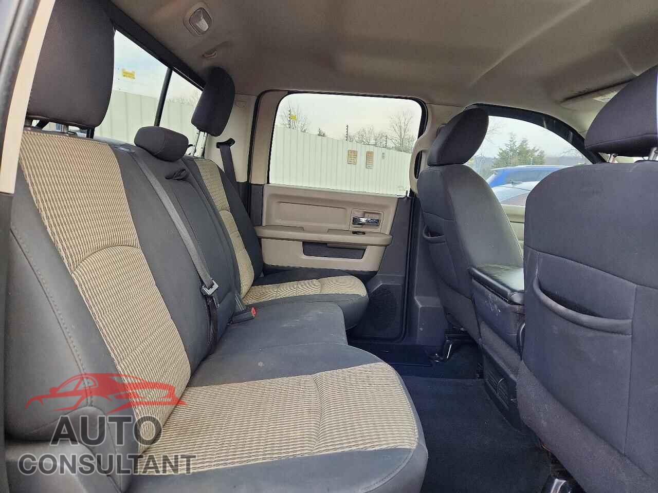 DODGE RAM 1500 2012 - 1C6RD7LT2CS185436
