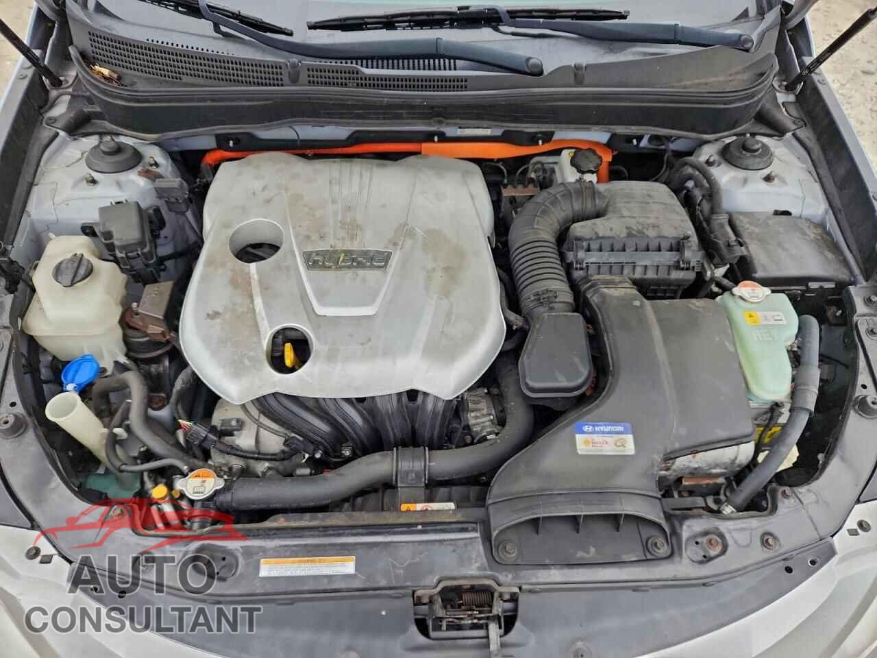 HYUNDAI SONATA 2011 - KMHEC4A46BA015763