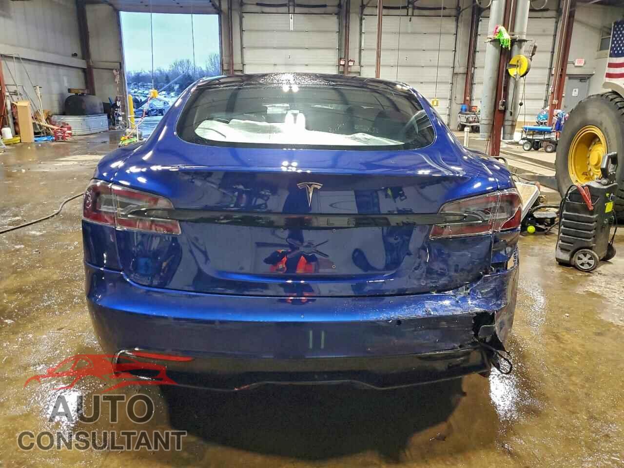 TESLA MODEL S 2021 - 5YJSA1E51MF440526