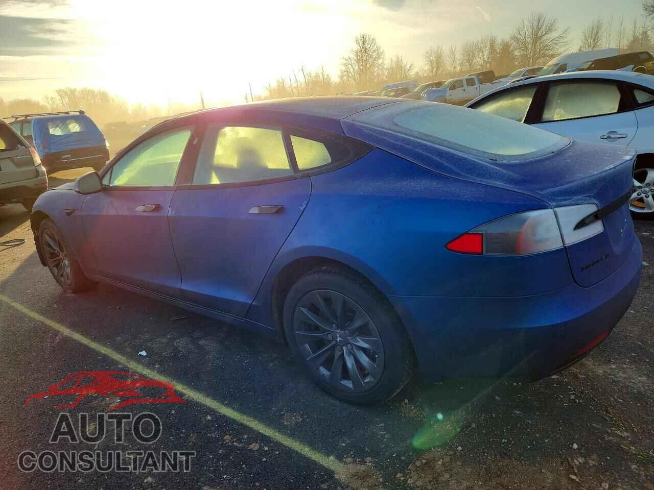 TESLA MODEL S 2019 - 5YJSA1E22KF300598
