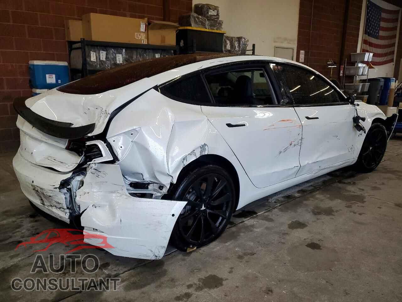 TESLA MODEL 3 2018 - 5YJ3E1EA1JF012375