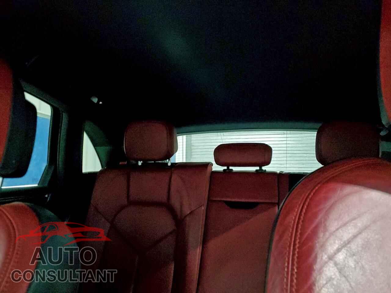 PORSCHE MACAN 2016 - WP1AB2A52GLB57301