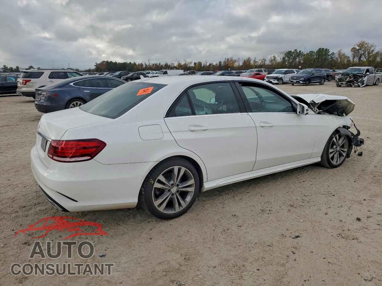 MERCEDES-BENZ E-CLASS 2014 - WDDHF5KB3EA968579