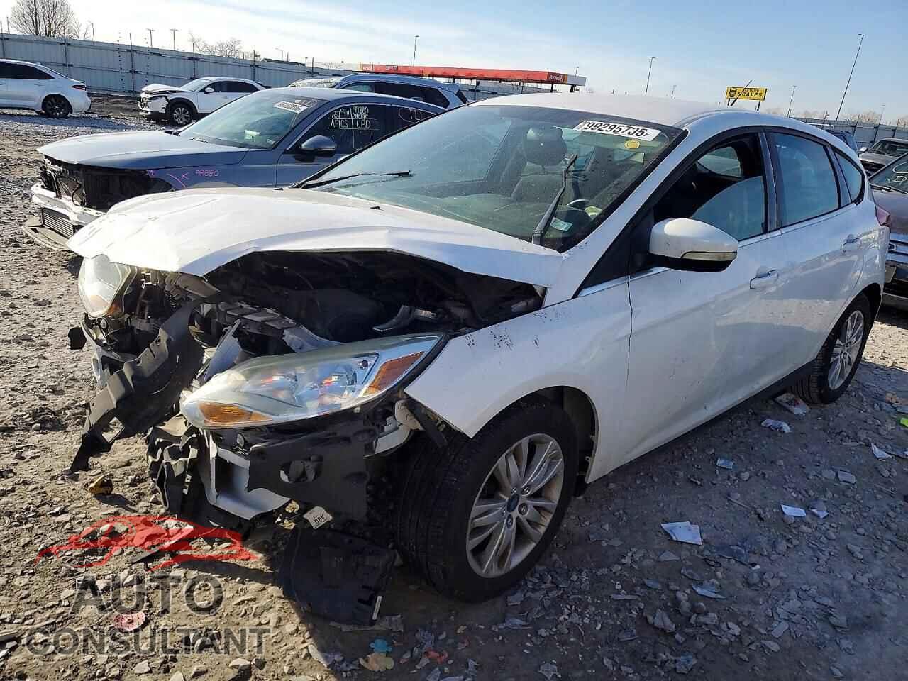 FORD FOCUS 2012 - 1FAHP3M26CL325188