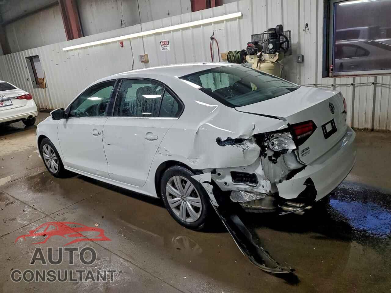 VOLKSWAGEN JETTA 2017 - 3VW2B7AJ8HM302015