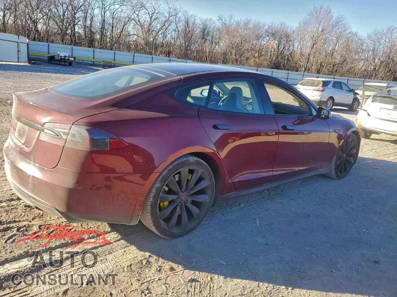 TESLA MODEL S 2012 - 5YJSA1DP7CFS00799
