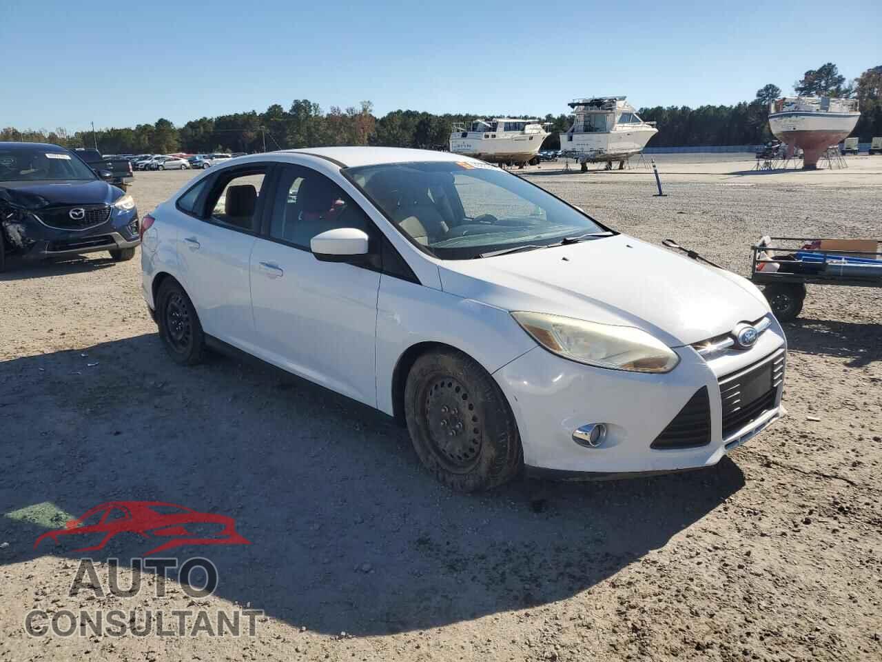 FORD FOCUS 2012 - 1FAHP3F28CL138225