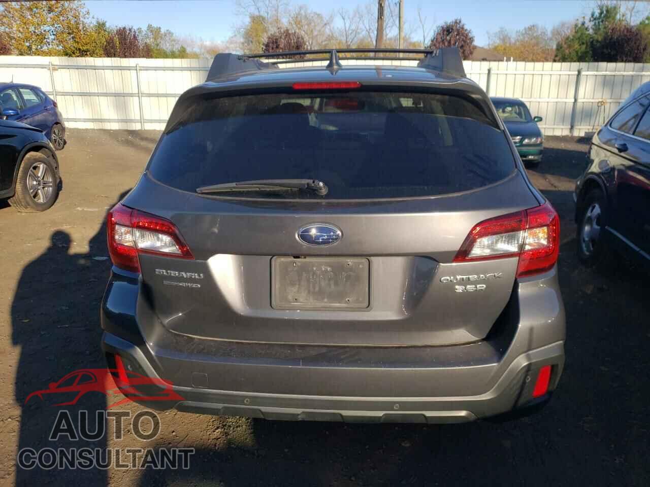SUBARU OUTBACK 2018 - 4S4BSENC8J3369784