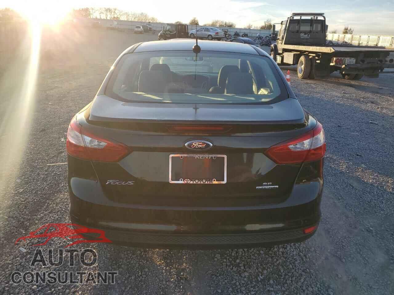 FORD FOCUS 2014 - 1FADP3F28EL459344