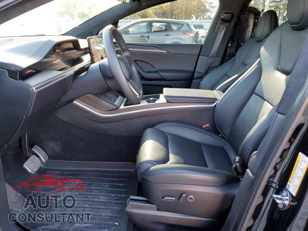 TESLA MODEL X 2023 - 7SAXCDE50PF426352