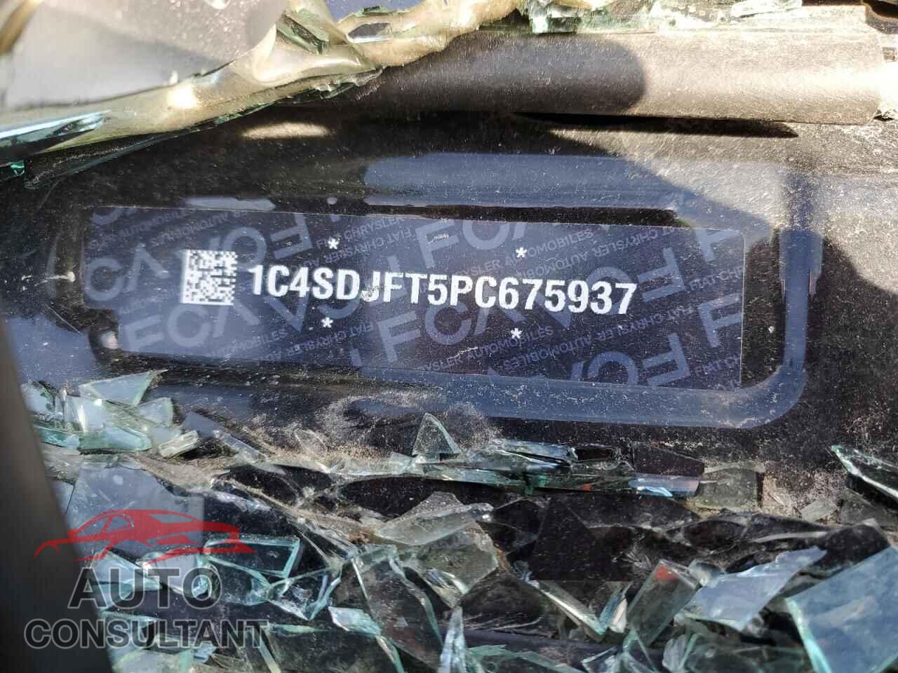 DODGE DURANGO 2023 - 1C4SDJFT5PC675937