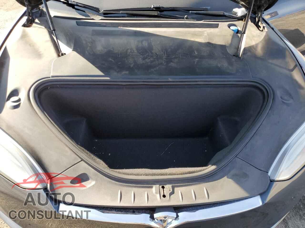 TESLA MODEL S 2019 - 5YJSA1E24KF337748