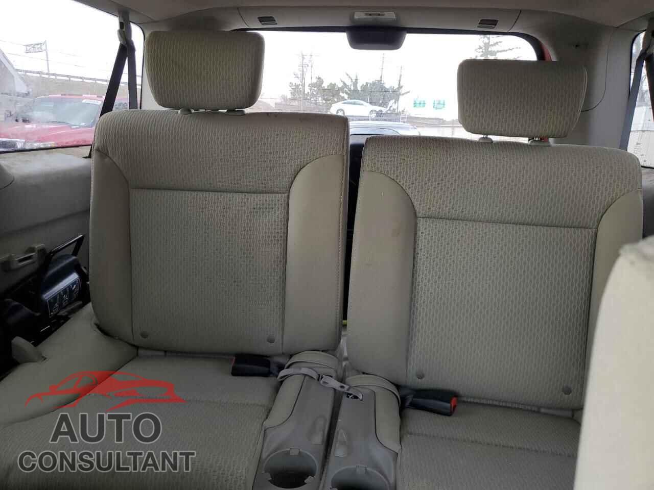 HONDA ELEMENT 2011 - 5J6YH2H76BL004803