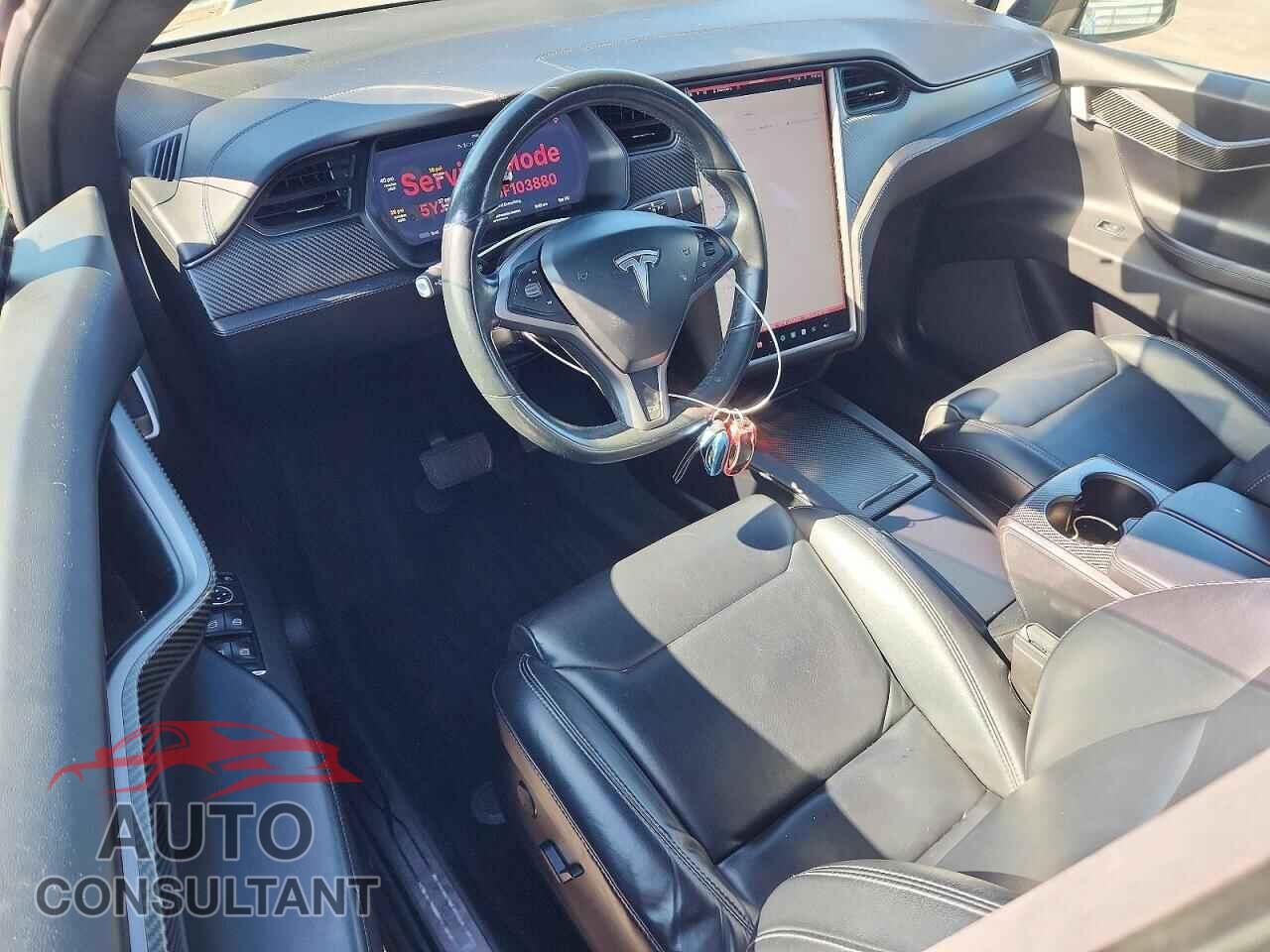 TESLA MODEL X 2018 - 5YJXCBE21JF103880