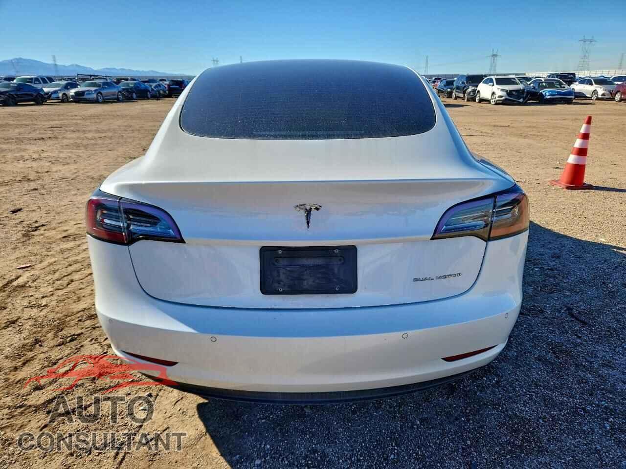 TESLA MODEL 3 2021 - 5YJ3E1EB7MF979313