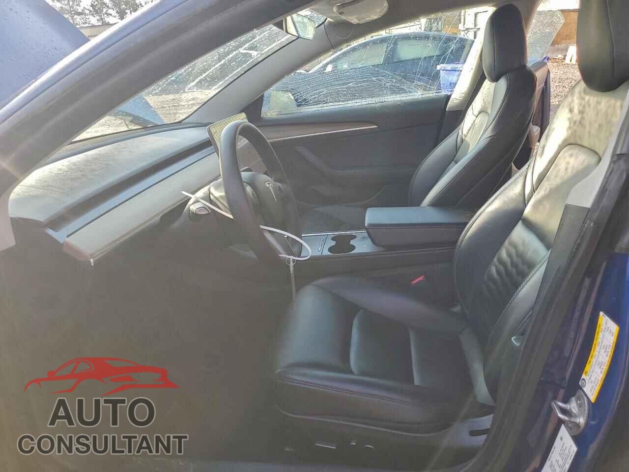 TESLA MODEL 3 2021 - 5YJ3E1EA1MF090014