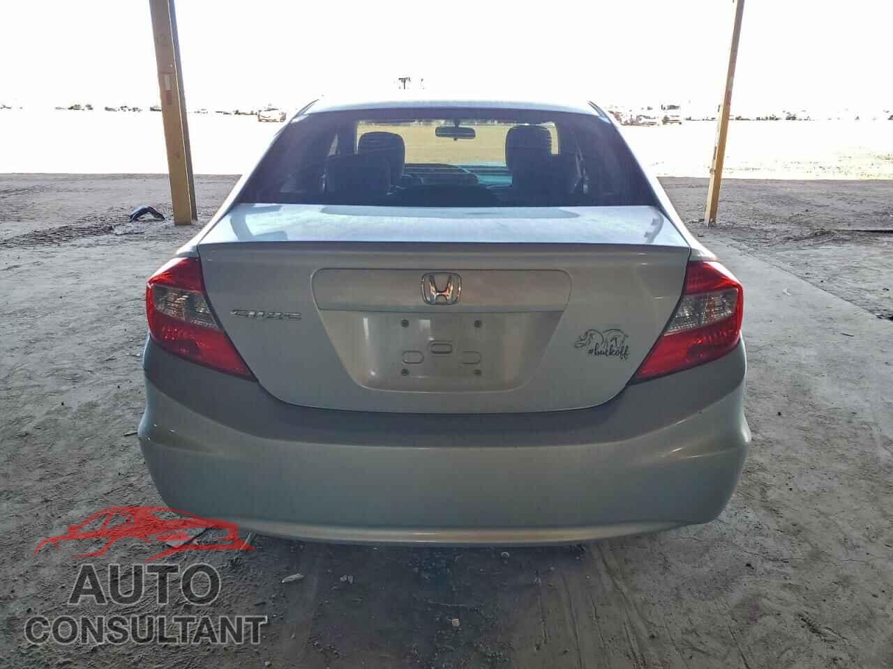 HONDA CIVIC 2012 - 2HGFB2F59CH572270