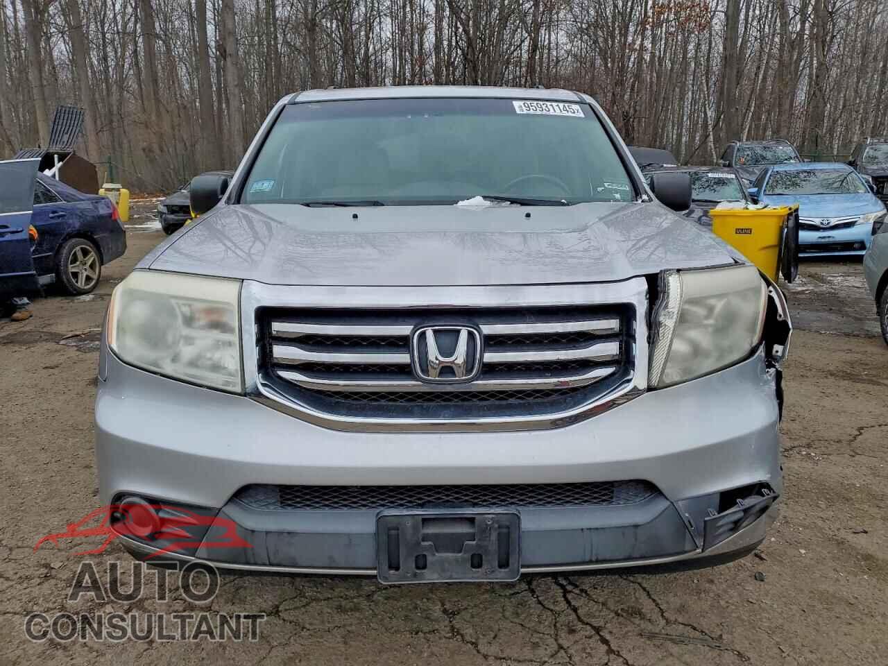 HONDA PILOT 2013 - 5FNYF4H2XDB071616