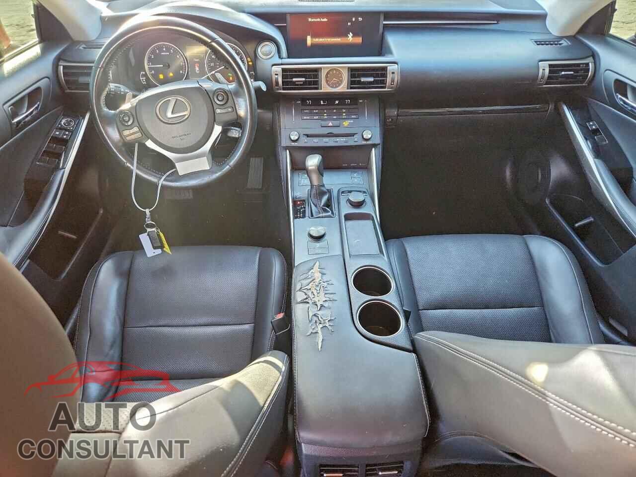 LEXUS IS 2015 - JTHBF1D20F5078698