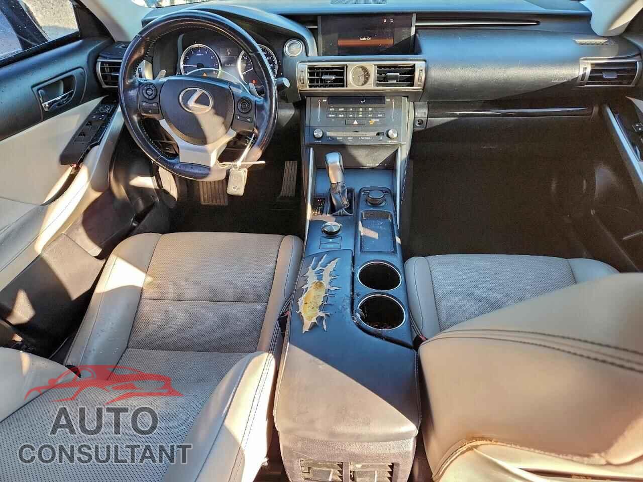 LEXUS IS 2015 - JTHBF1D24F5074329