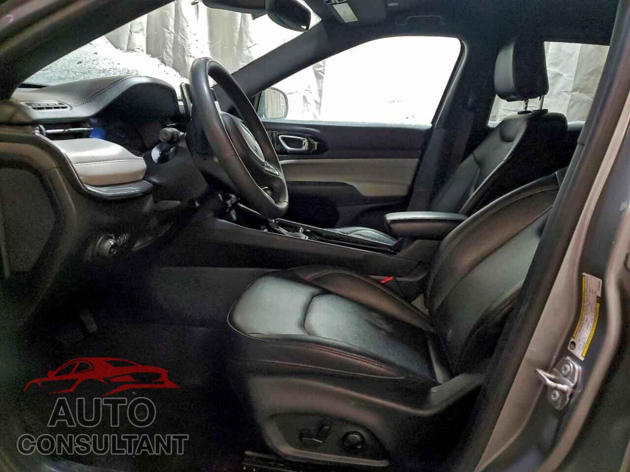 JEEP COMPASS 2024 - 3C4NJDCN2RT608653