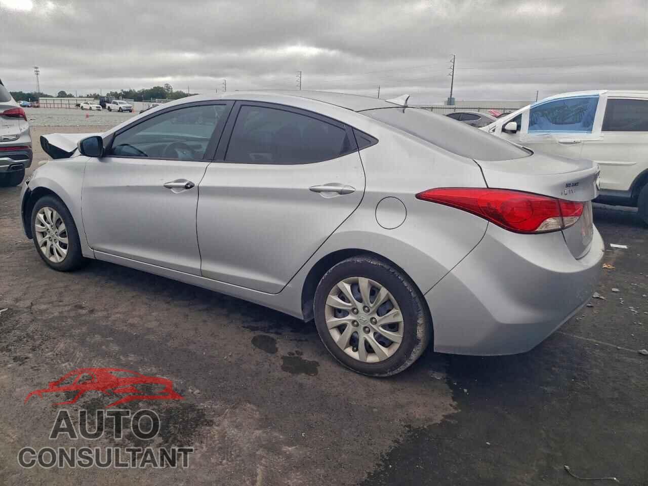 HYUNDAI ELANTRA 2011 - 5NPDH4AE2BH028500