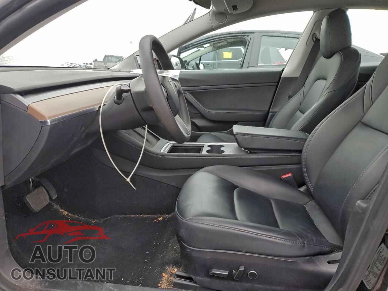 TESLA MODEL 3 2021 - 5YJ3E1EA4MF907119