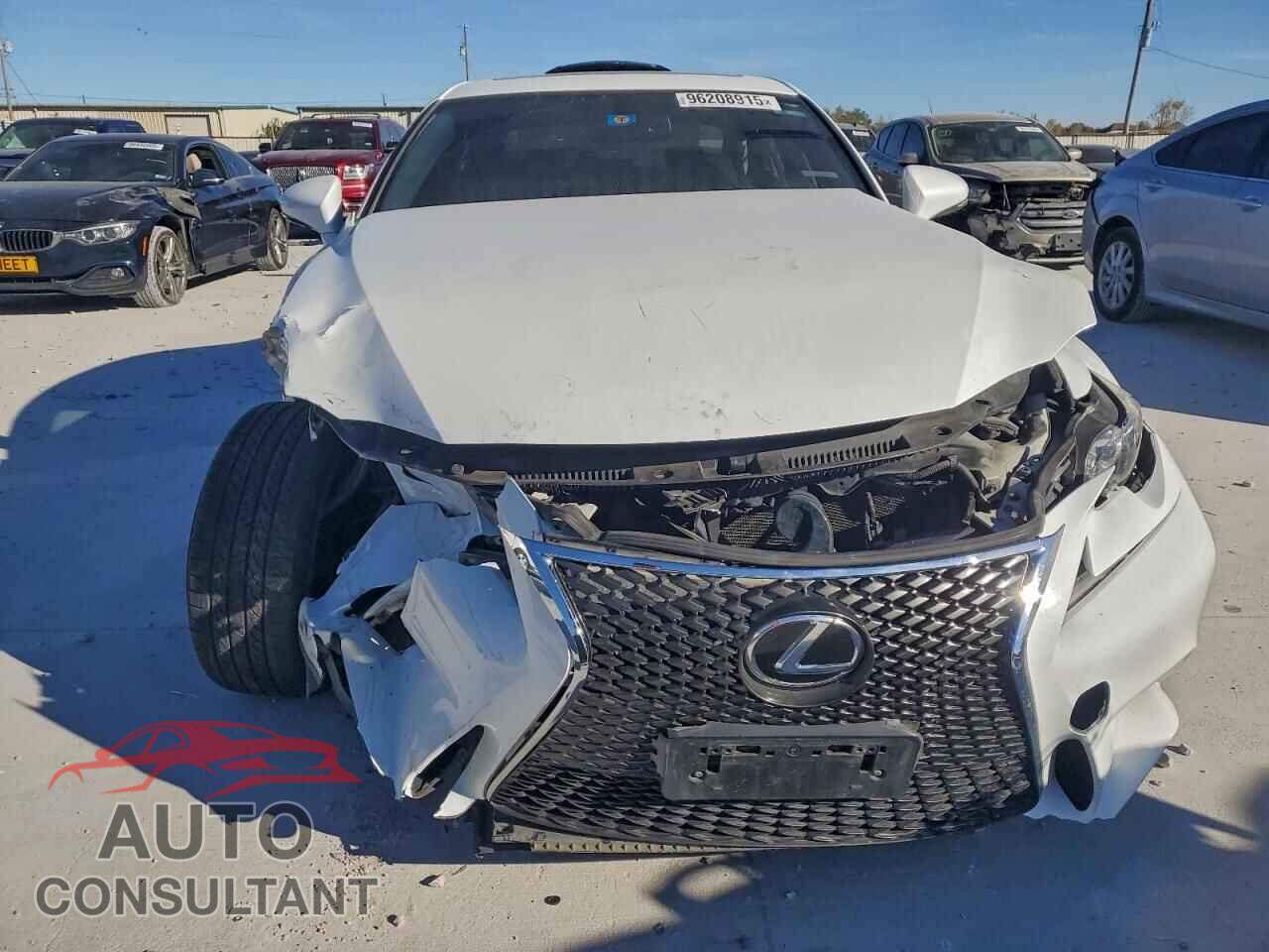 LEXUS IS 2015 - JTHBF1D22F5081621