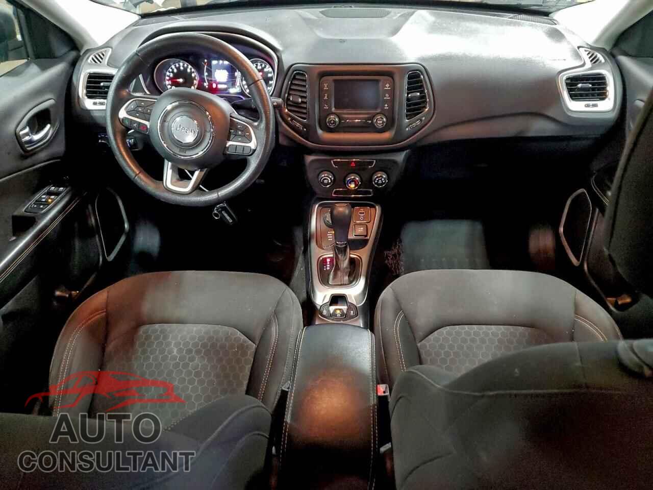 JEEP COMPASS 2017 - 3C4NJDAB3HT597010
