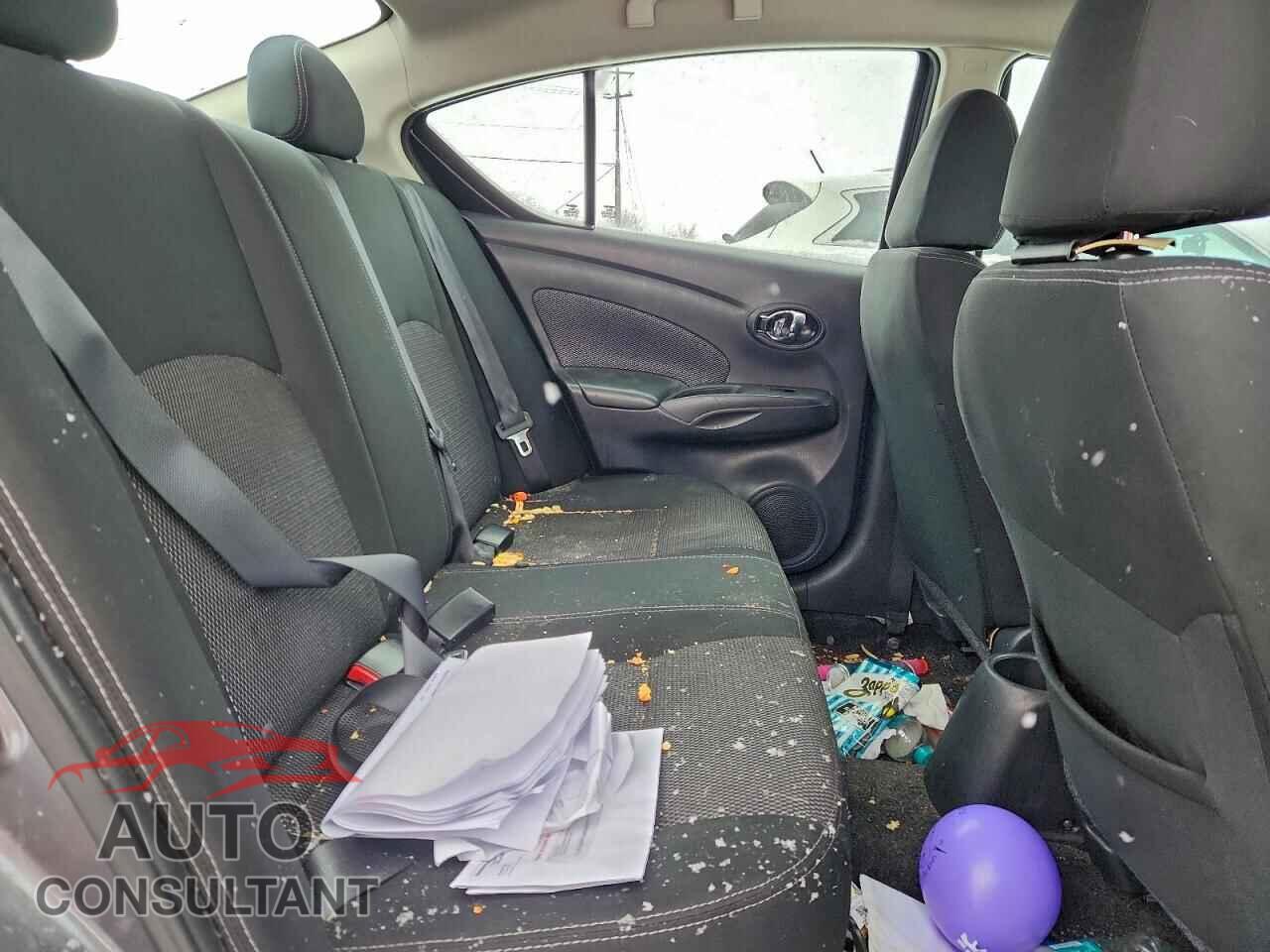 NISSAN VERSA 2019 - 3N1CN7APXKL865649