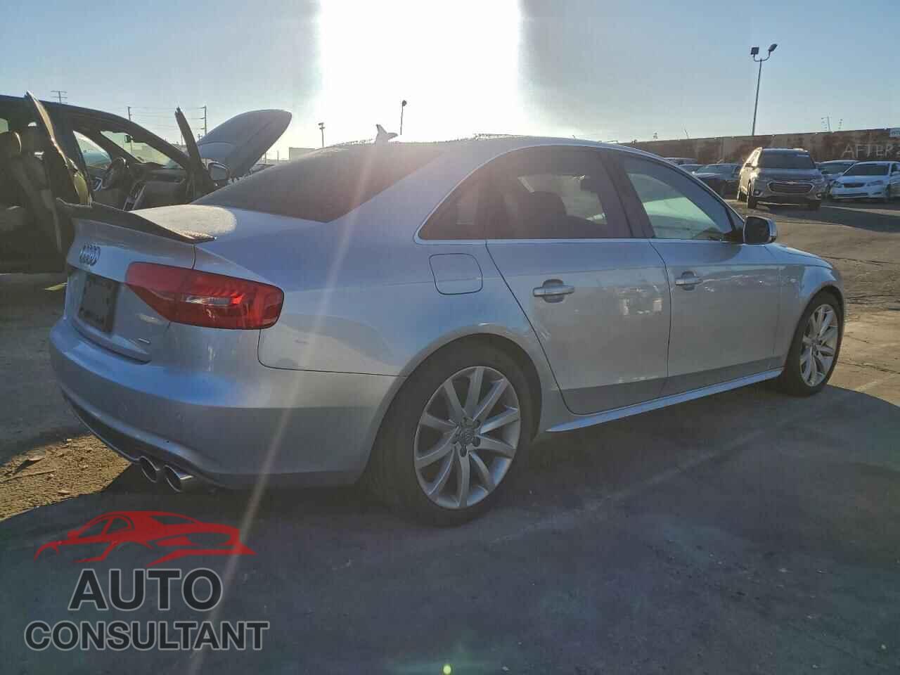 AUDI A4 2013 - WAUFFAFL2DN005688