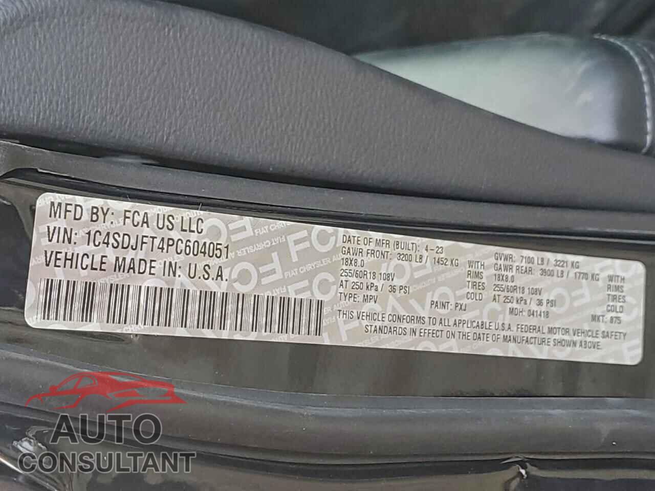 DODGE DURANGO 2023 - 1C4SDJFT4PC604051