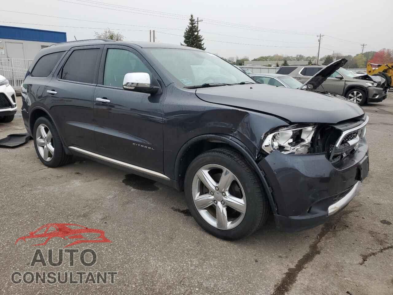 DODGE DURANGO 2013 - 1C4SDJET5DC658729