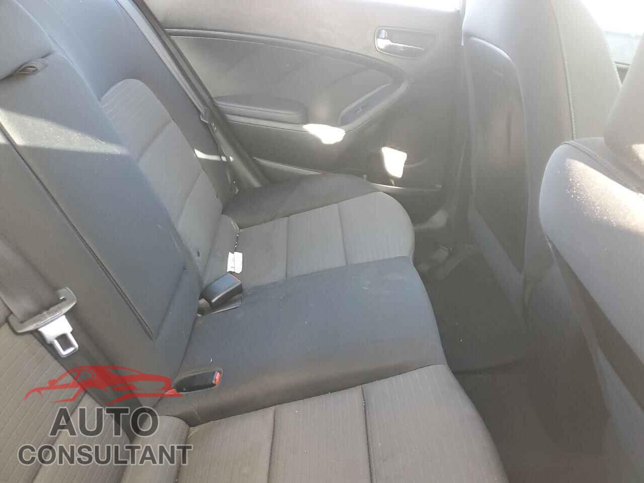 KIA FORTE 2015 - KNAFX4A69F5427931